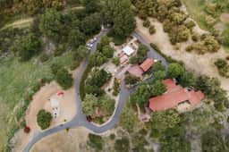 Victoria Ranch: Best Cabin Experience with Views!