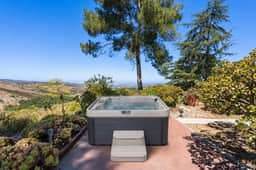 Serene Cabin Views + BBQ + Private Suite + SPA! - Image 2
