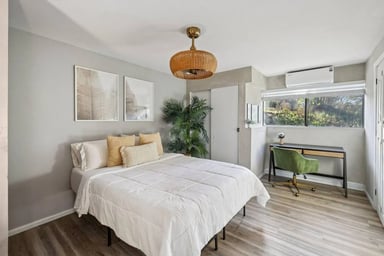 Bedroom 13