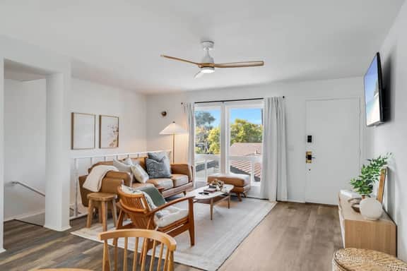 Blocks to the shore w/ Central AC, King Beds & BBQ