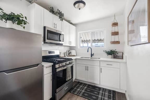 Pacific Beach Getaway | 3 Blocks to the Ocean!