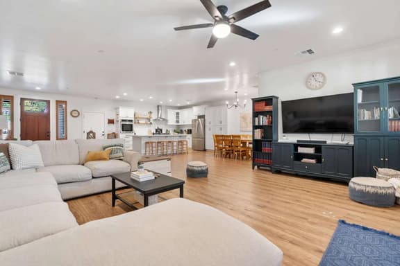 * Luxury Oasis Compound with Hot Tub + 3 Homes! *